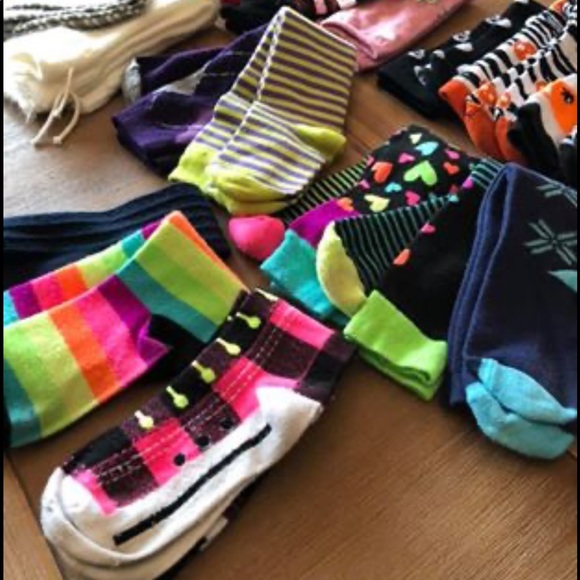 Bundle/Variety of Girls Socks and Leg Warmers. - Picture 3 of 8